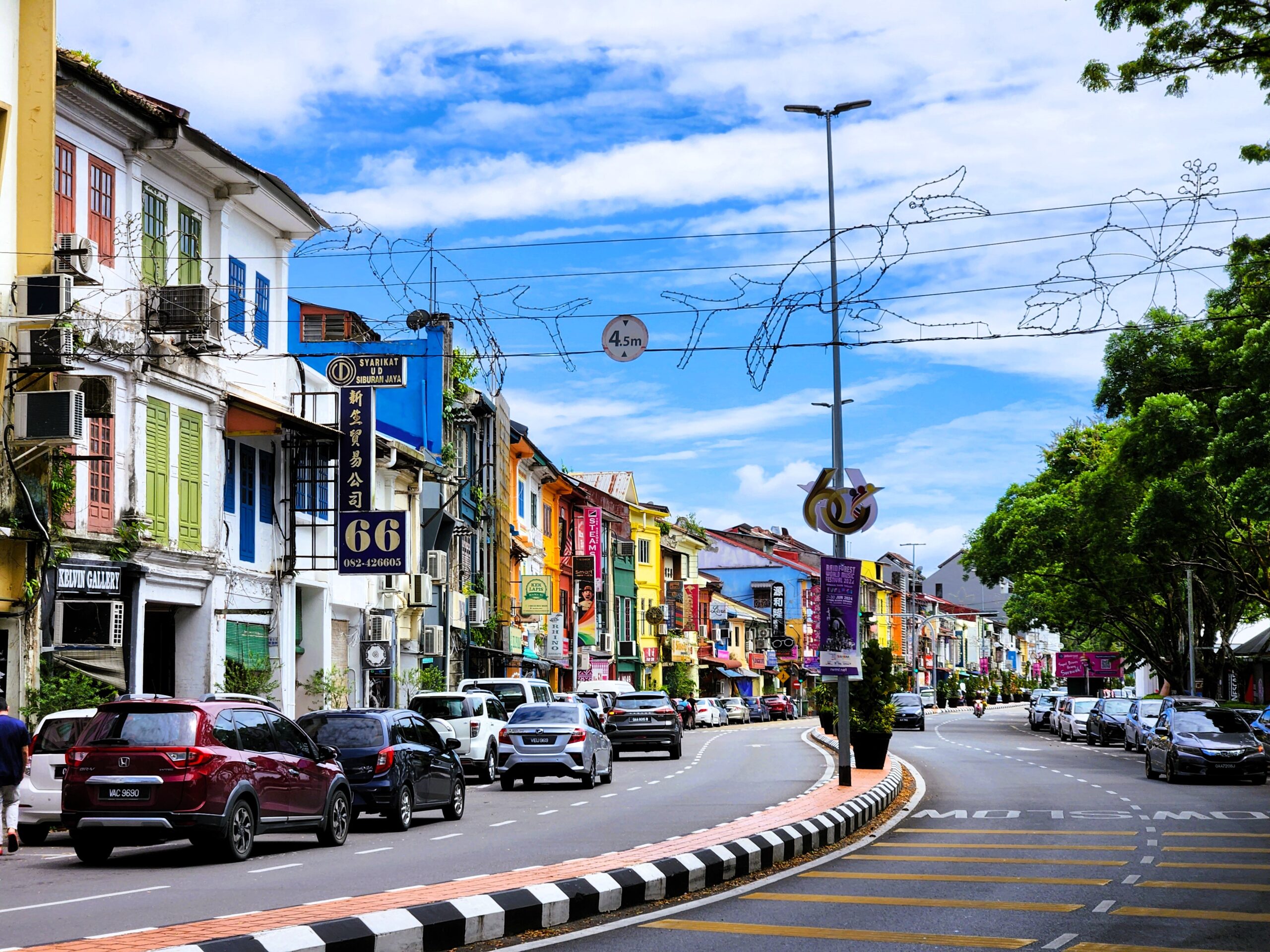 馬來西亞竟有貓城？街上貓咪寥寥可數，卻被譽為「貓奴天堂」 - iLady 愛女也｜國際女性媒體- 日日為妳添一點愛