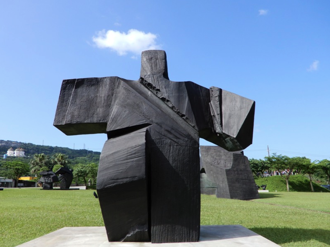 《太極系列》著名作品「十字手」展現靜與動（圖：朱銘美術館）