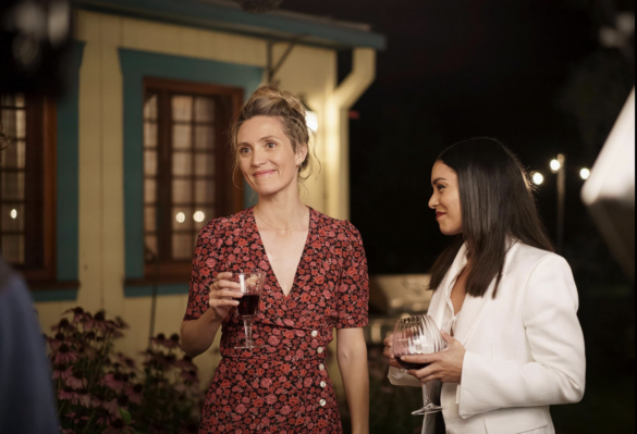 備孕居然可以喝酒！？（圖／《French Girl》劇照）