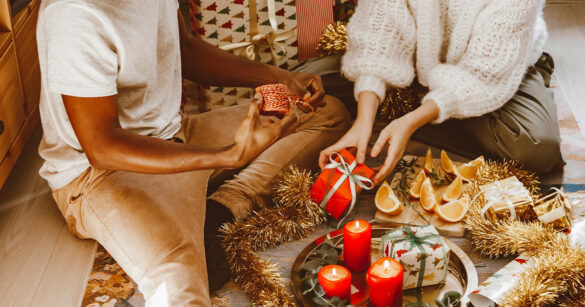 聖誕節的意義不是狂歡，而是陪伴。（圖／pexels）
