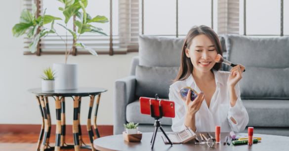 你會在意化妝品有沒也添加防腐劑嗎？（圖／canva）