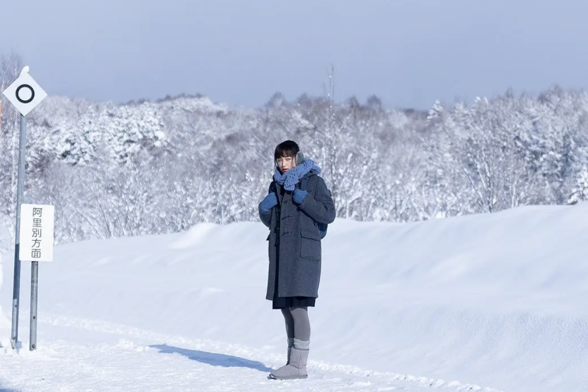 冬天日本漫天飛雪，你準備好要去哪泡溫泉了嗎？（圖／《初戀》劇照）