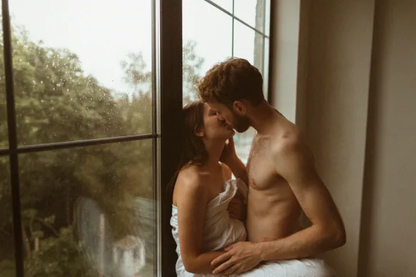 私密處鬆弛往往影響女性親密行為時的自信。(圖片來源：Freepik）