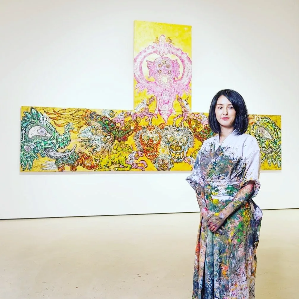 05549 日本長野縣的小松美羽,被譽為藝術界的「神隱少女」(圖:IG@miwakomatsu_official)