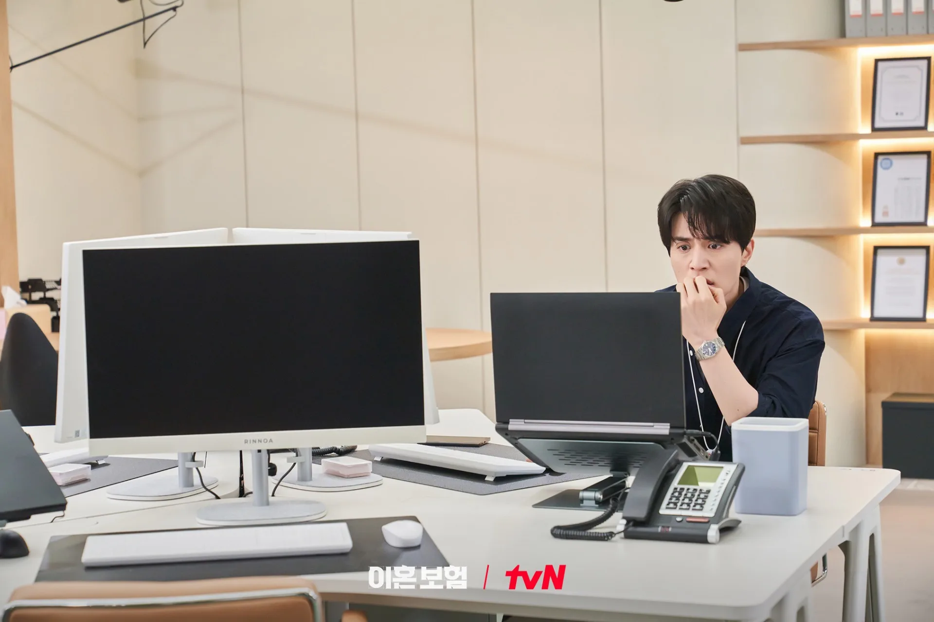 487415124 找到合適職位發揮最大潛力。(圖/tvN,《離婚保險》劇照)