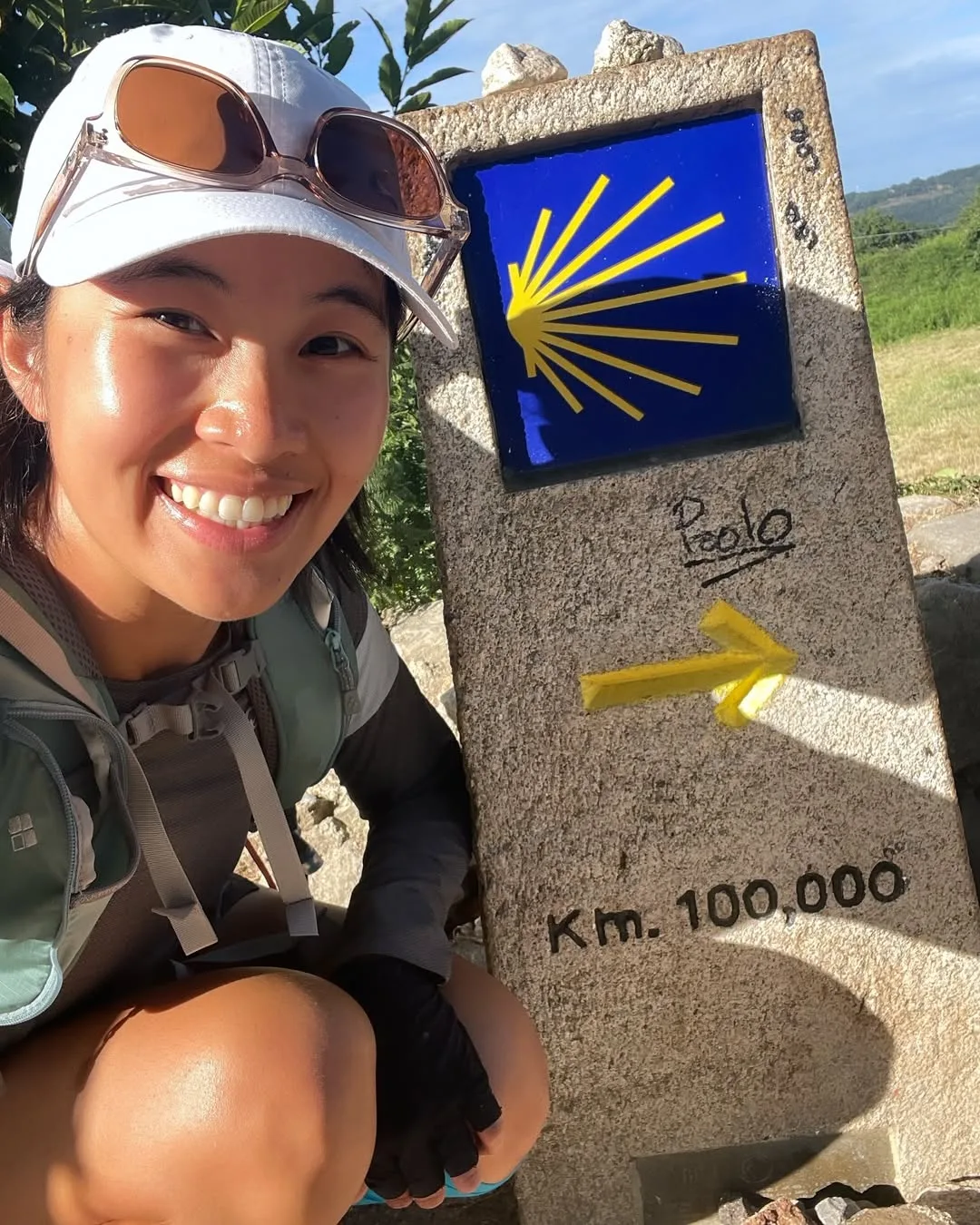 632714 到了最後100公里的里程石碑,大家會排隊留下與石碑的合影(圖:IG@pai_anan)