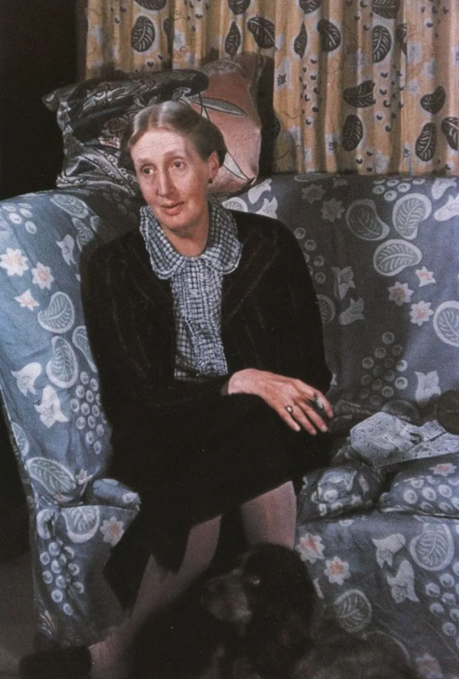 Virginia Woolf4 吳爾芙對性別、權力與創作自由的思索,更深深影響了至今(圖:Pinterest)