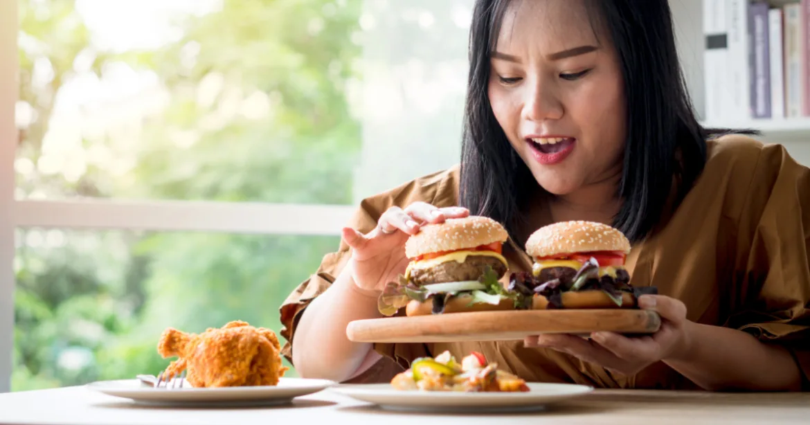 餓了就暴怒？專家傳授 4 招避免「餓怒」發作，穩定血糖不卡關（圖：canva）