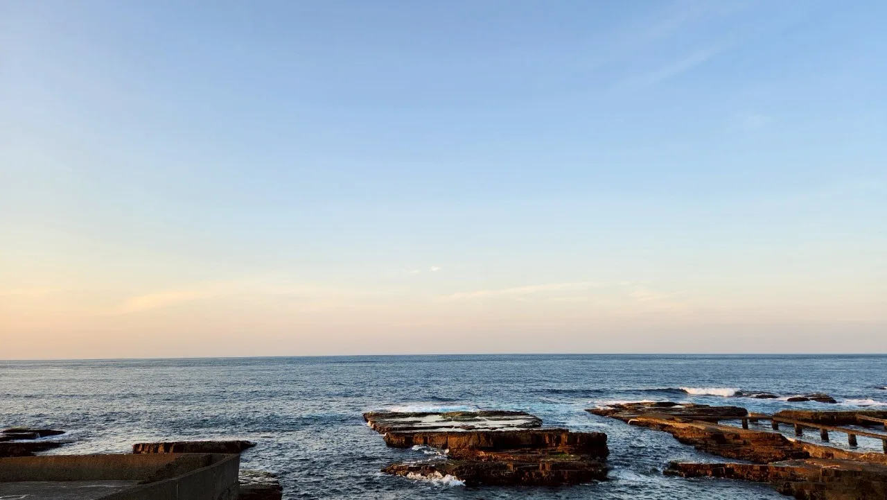 new223 空氣中的淡淡鹹味,讓我和閨蜜只想靜靜地、多停留一會兒(圖:iLady 團隊拍攝)