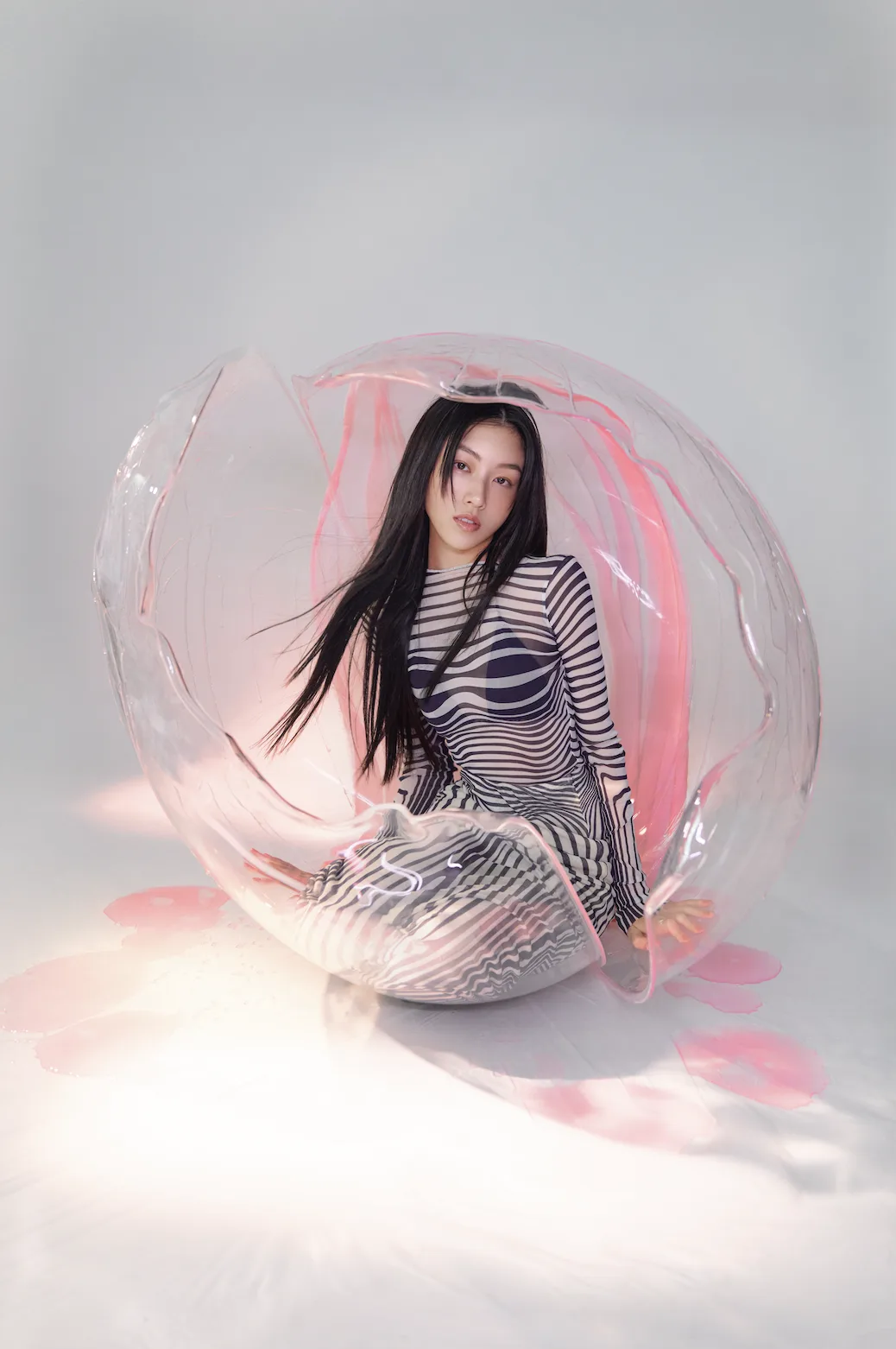 yoyo-dream-sober.00.29 游宇潼(Eileen Yo)推出個人首張專輯《楚門》。(圖/&Fellows 提供)