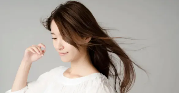 別再照抄保養方法！專屬你的護髮解析：細軟、粗硬、自然捲怎麼養才對？（圖：canva）
