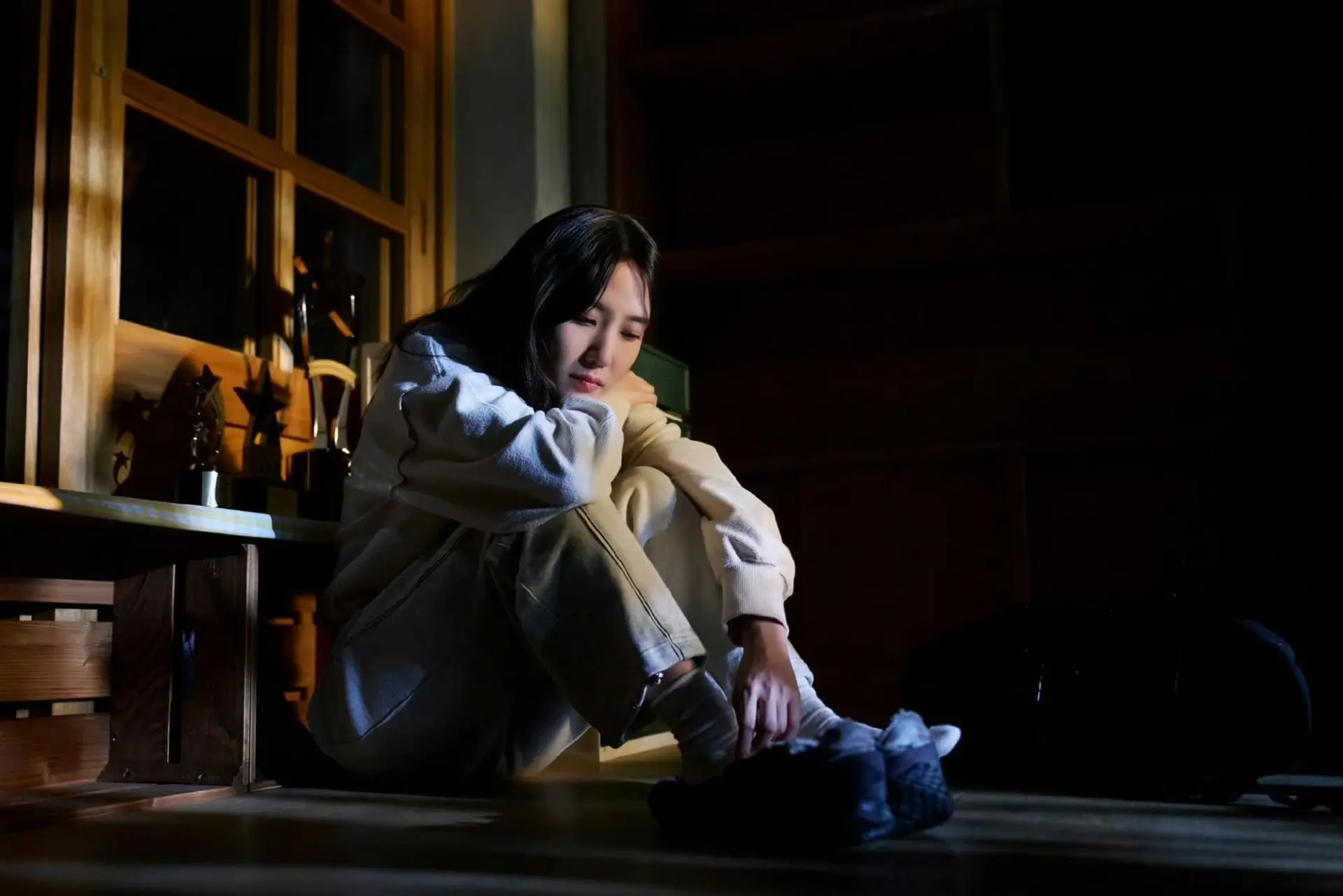 481038801 【艾麗兒占星術】今晚先別約!這 5 星座需要獨處 Me Time 才能充電(圖:《無人島的Diva》劇照)