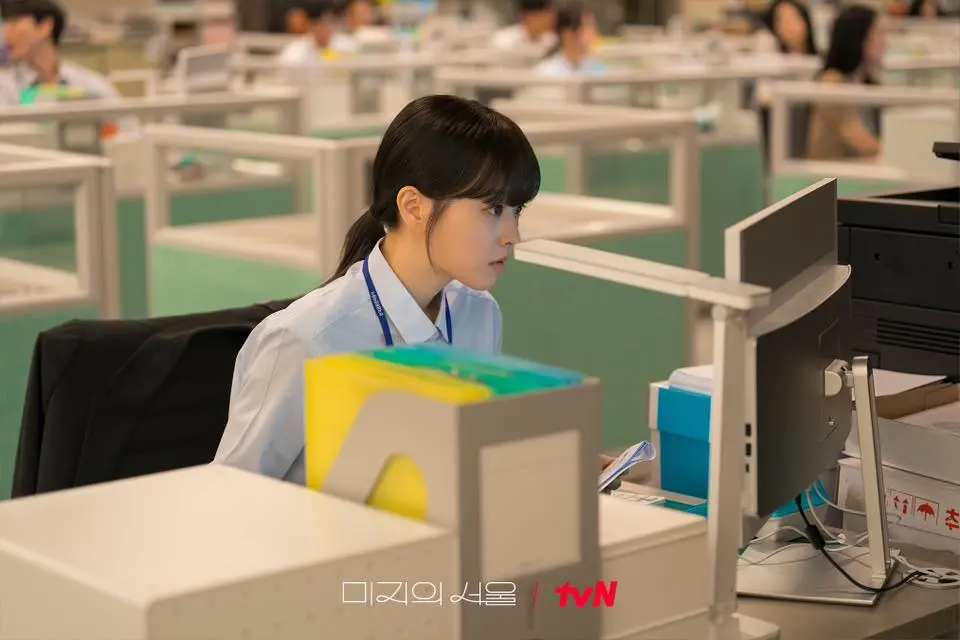 490893255 【艾麗兒占星術】TOP 5 最社畜星座排行榜公開!這些星座最有責任感,也最容易過勞?(圖:《未知的首爾》劇照)