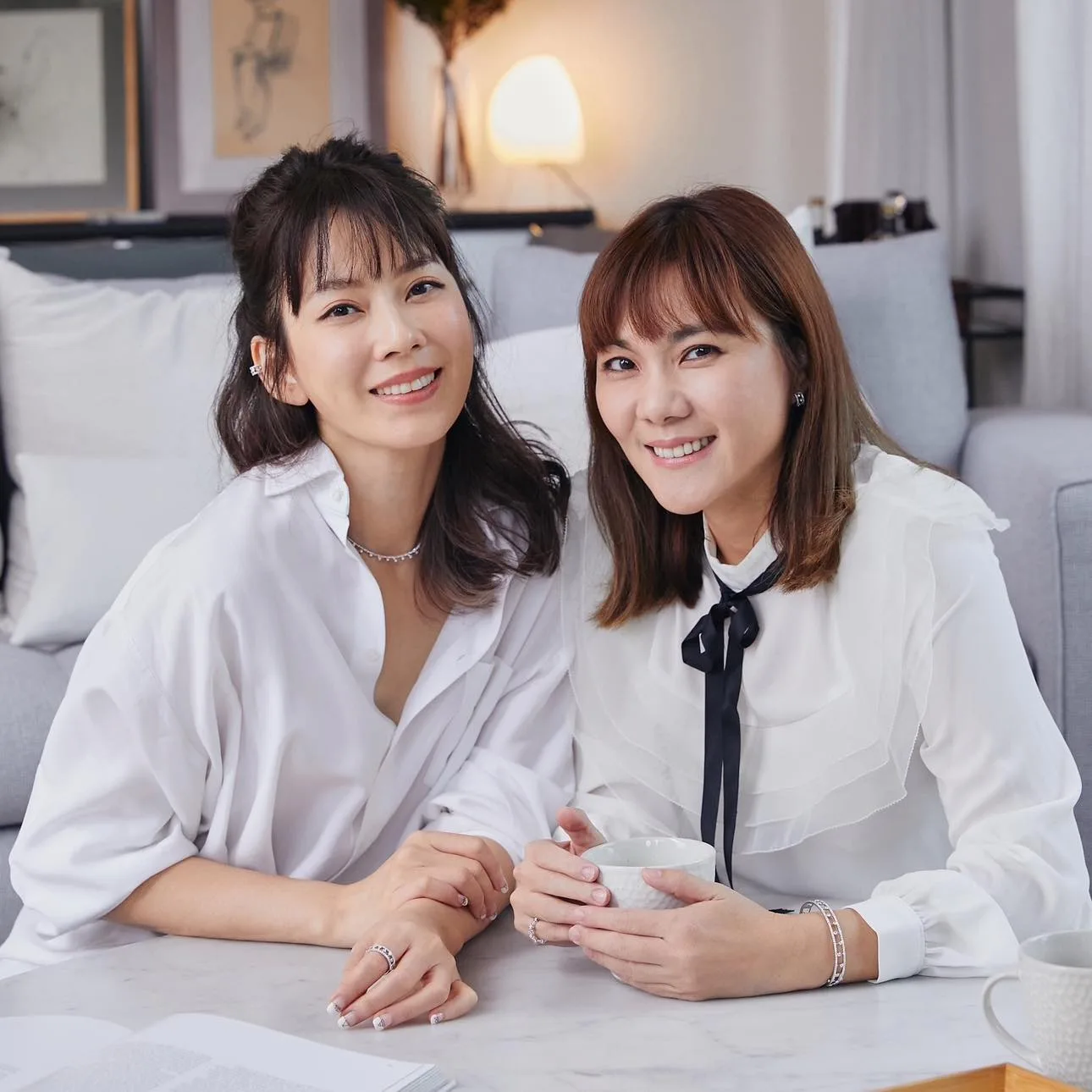 5555 《姐妹悄悄話》由 Melody 與王牌製作人 Jenny 主持,探討現代女性所面臨的問題(圖:FB@姐妹悄悄話-今天真美好)