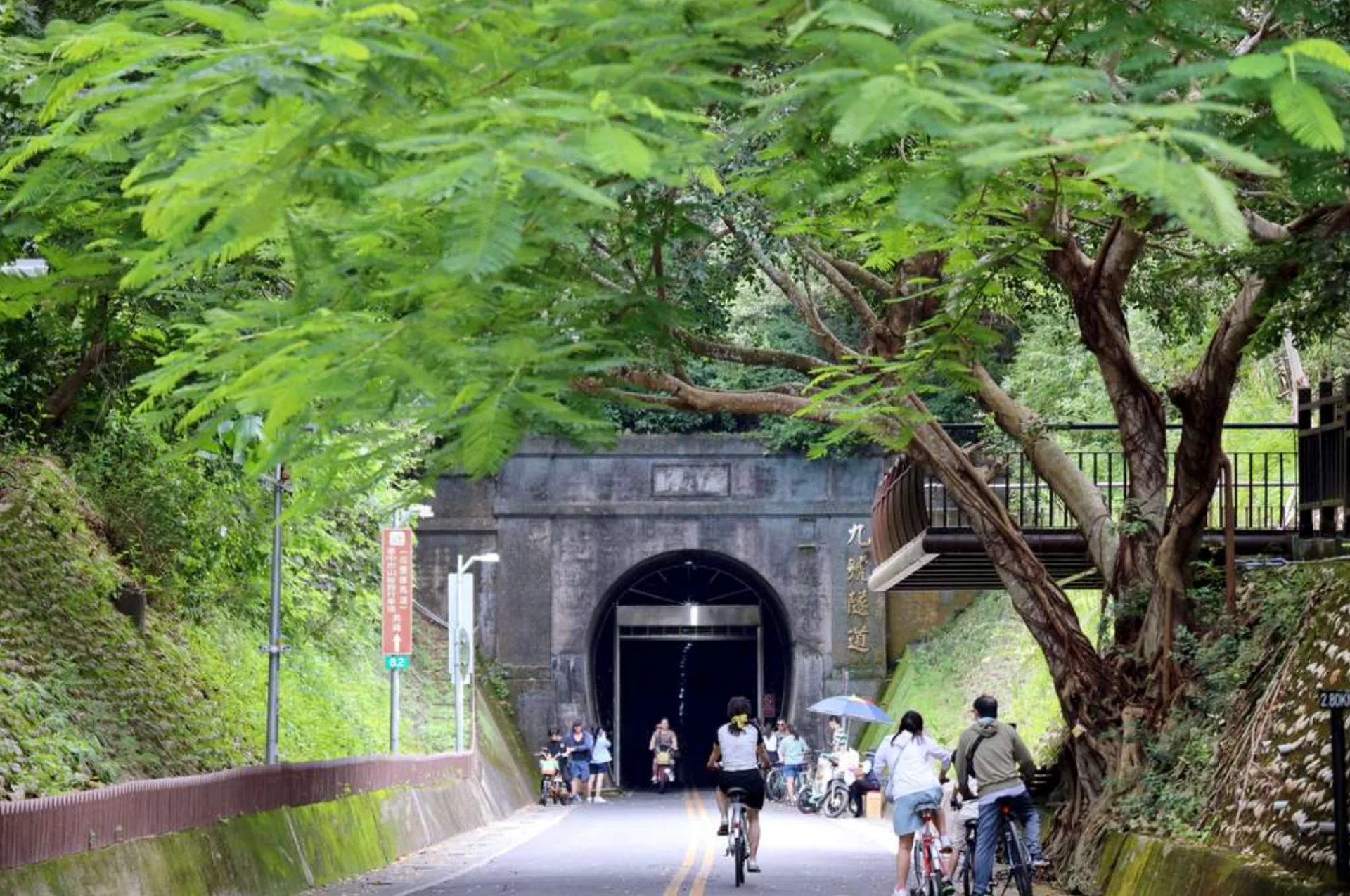 tai1 台中「后豐鐵馬道」全長約 5.8 公里,平坦好騎,適合親子同行、三代共遊(圖:大玩台中)