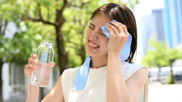 夏天不只防中暑，高血壓也要小心！4 個炎熱天氣降壓小祕訣(圖片來源：canva)