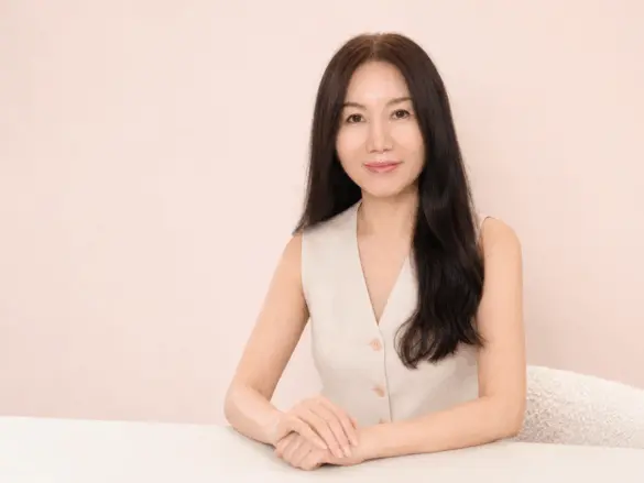 朵韻品牌共同創辦人鐘珮津，為敏弱肌與問題肌膚研發安心保養解方。 （圖片：朵韻 Dorene Stellar提供）